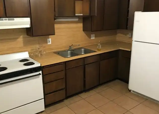 Property at 755 S 100 E Unit 4, Springville, UT, 84663, 2 beds, 1 bath, [object Object]