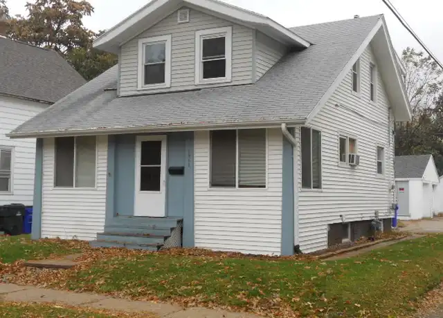 Property at 1411 1st St SW, Cedar Rapids, IA, 52404, 4 beds, 2 baths, [object Object]