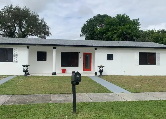 Property at 3041 NW 185th Ter, Miami Gardens, FL, 33056, 3 beds, 2 baths, [object Object]