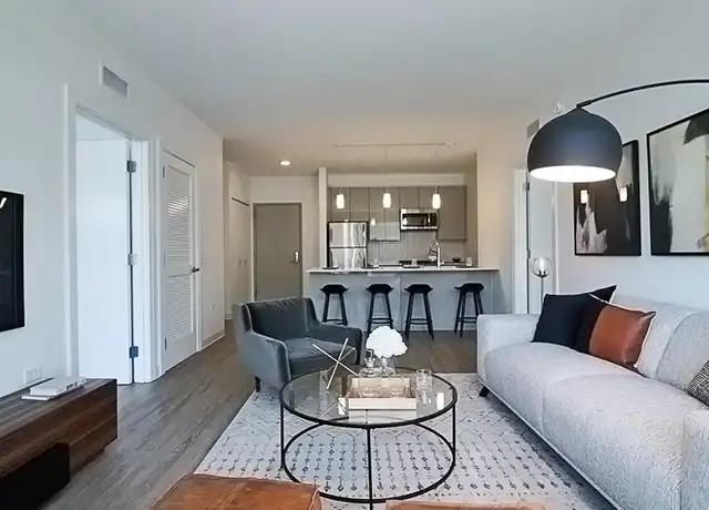 Property at 808 W Van Buren St Unit 2-2, Chicago, IL, 60607, 2 beds, 2 baths, [object Object]