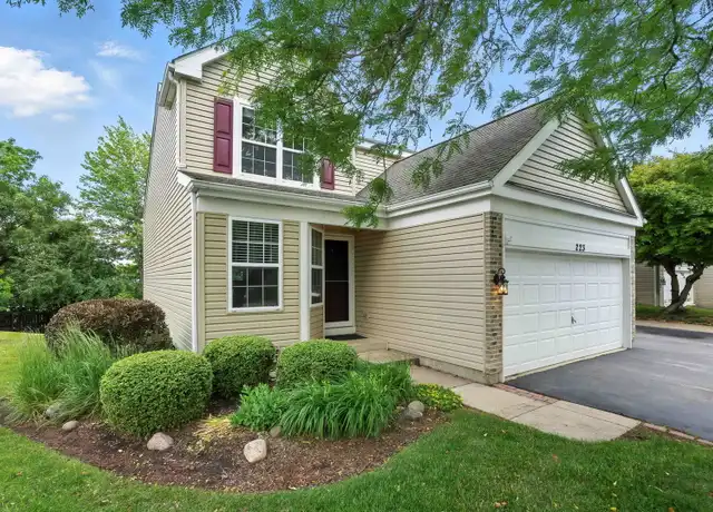Property at 223 Mistwood Ln, Crystal Lake, IL, 60014, 2 beds, 2.5 baths, [object Object]