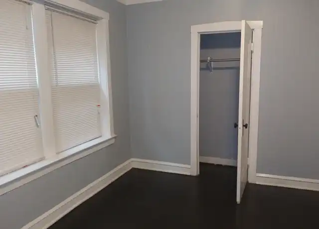 Property at 10853 S Vernon Ave Unit 1n, Chicago, IL, 60628, 1 bed, 1 bath, [object Object]