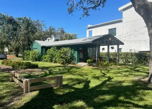 Property at 4007 Bayshore Blvd, Tampa, FL, 33611, 2 beds, 1 bath, [object Object]