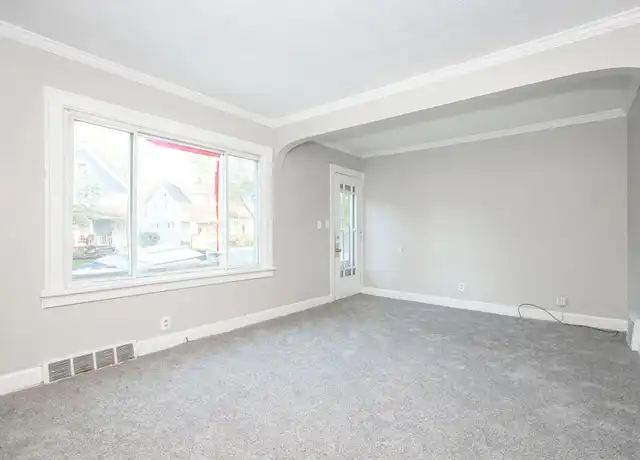 Property at 7610 Dearborn Ave Unit Down, Cleveland, OH, 44102, 2 beds, 1 bath, [object Object]