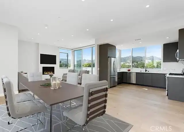 Property at 1148 N Detroit St Ph 4, West Hollywood, CA, 90046, 2 beds, 2.5 baths, [object Object]