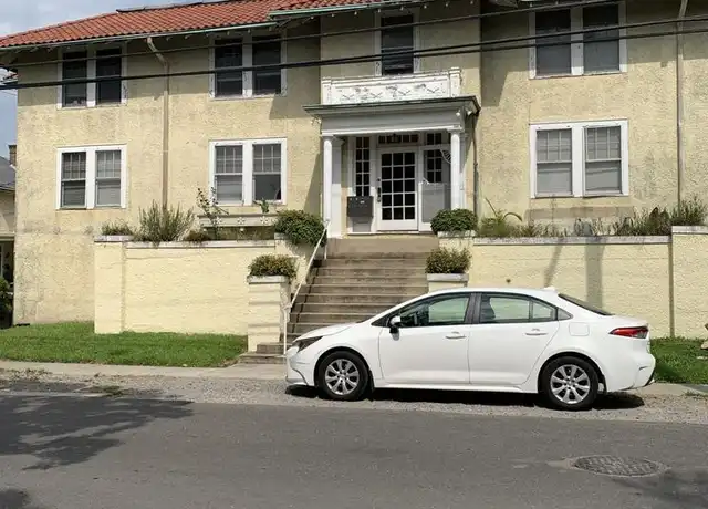 Property at 1010 Short St Unit A, New Orleans, LA, 70118, 2 beds, 1 bath, [object Object]