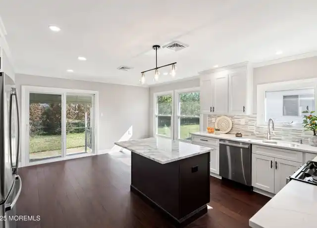 Property at 22 Saint Kitts Dr, Toms River, NJ, 08757, 2 beds, 1.5 baths, [object Object]