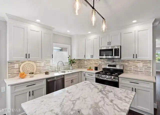 Property at 22 Saint Kitts Dr, Toms River, NJ, 08757, 2 beds, 1.5 baths, [object Object]