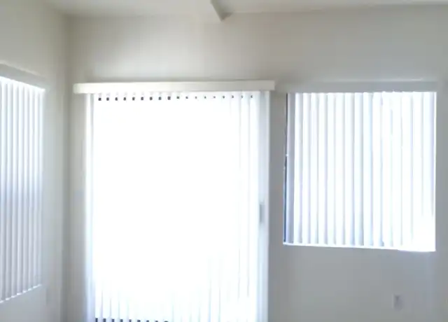Property at 280 S Elizabeth Way #32, Chandler, AZ, 85225, 3 beds, 2 baths, [object Object]