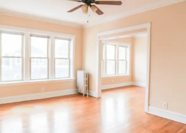 Property at 4449 N Damen Ave Unit 3, Chicago, IL, 60625, 1 bed, 1 bath, [object Object]