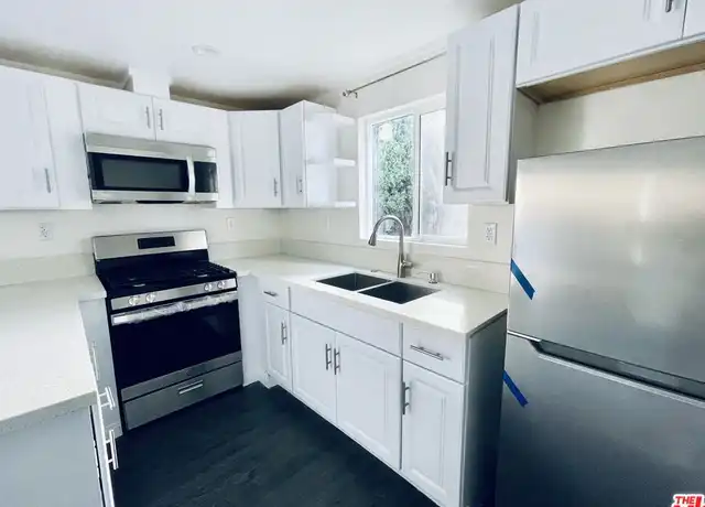 Property at 463 N Ardmore Ave, Los Angeles, CA, 90004, 1 bed, 1 bath, [object Object]