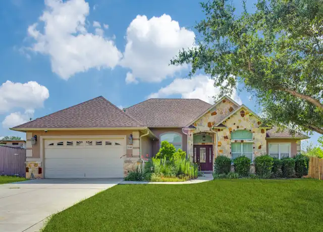 Property at 1144 Cherry Hl, New Braunfels, TX, 78130, 4 beds, 2 baths, [object Object]