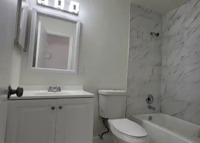 Property at 224 SE 9th Ave, Deerfield Beach, FL, 33441, 1 bed, 1 bath, [object Object]