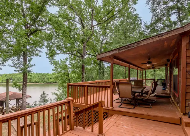 Property at 73 Thomas Lake Rd, Huntsville, TX, 77320, 3 beds, 2 baths, [object Object]