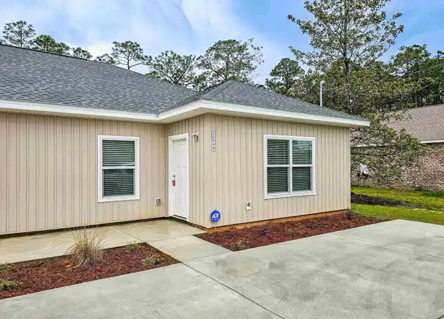 Property at 2289 Dog Track Rd Unit b, Pensacola, FL, 32506, 2 beds, 2 baths, [object Object]