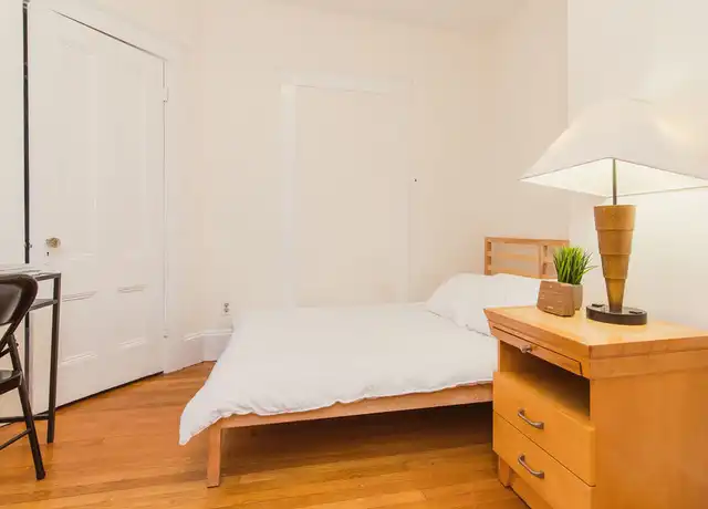 Property at 31 Plymouth St Unit 3 B, Cambridge, MA, 02141, 1 bed, 1 bath, [object Object]