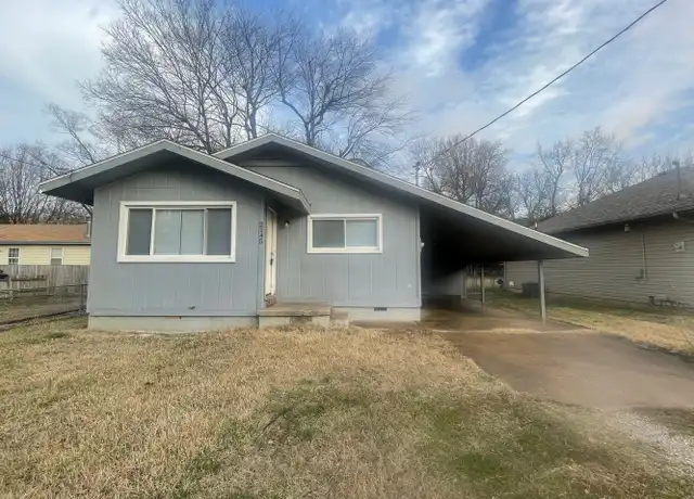 Property at 2145 W Brower St, Springfield, MO, 65802, 2 beds, 1 bath, [object Object]