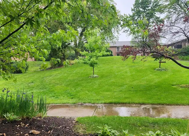 Property at 2300 Beau Monde Ln #103, Lisle, IL, 60532, 1 bed, 1 bath, [object Object]