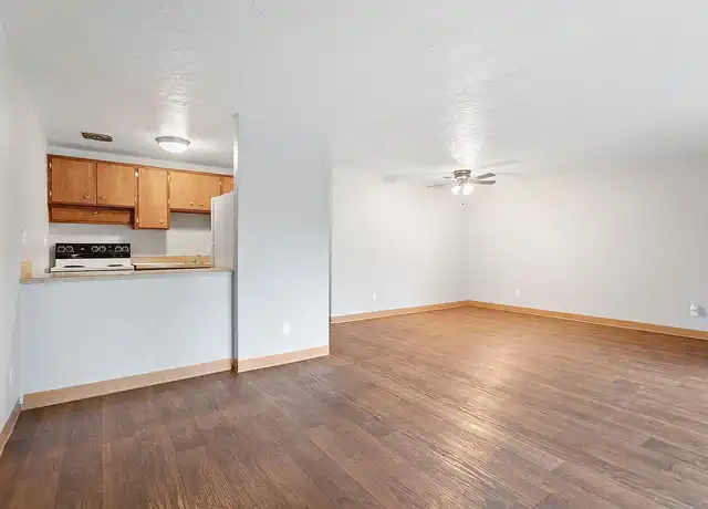 Property at Highlander Apartments - 1217 NE 122nd Ave, Portland, OR, 97230, 1-2 bed, 1 bath, [object Object]