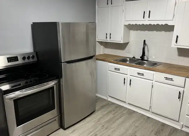 Property at 1716 Thaddeus St, Indianapolis, IN, 46203, 1 bed, 1 bath, [object Object]