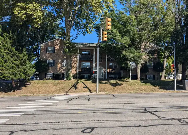 Property at 225 W Chester Pike Unit 3, Ridley Park, PA, 19078, 2 beds, 1 bath, [object Object]