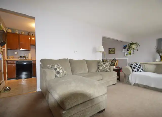 Property at 7554 Victor Mendon Rd Unit 21, Victor, NY, 14564, 2 beds, 1 bath, [object Object]