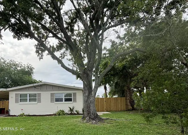 Property at 935 Sailfish Dr, Atlantic Beach, FL, 32233, 3 beds, 1.5 baths, [object Object]