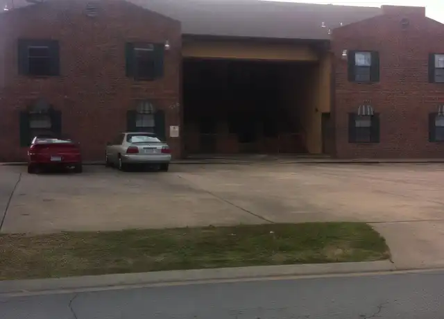 Property at 514 S 20th St Unit 2, Fort Smith, AR, 72901, 2 beds, 1 bath, [object Object]