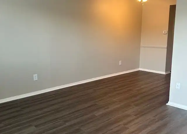 Property at 1004 Fayette Dr Unit 1049, Fort Wayne, IN, 46816, 1 bed, 1 bath, [object Object]
