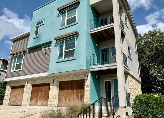 Property at 2024 Geniveive Ln, Austin, TX, 78741, 2 beds, 2 baths, [object Object]