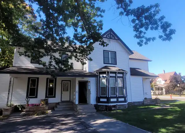 Property at 624 E State St Unit 1, Traverse City, MI, 49686, 1 bed, 1 bath, [object Object]