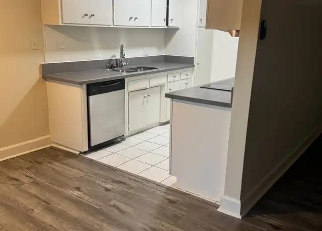 Property at 4324 Mammoth Ave LLC - 17938 Burbank Blvd, Encino, CA, 91316, 1 bed, 1 bath, [object Object]