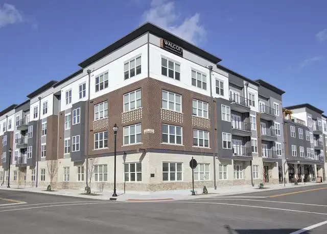 Property at Walcott Jeffersonville - 222 W Maple St, Jeffersonville, IN, 47130, 1-2 bed, 1-2 bath, [object Object]