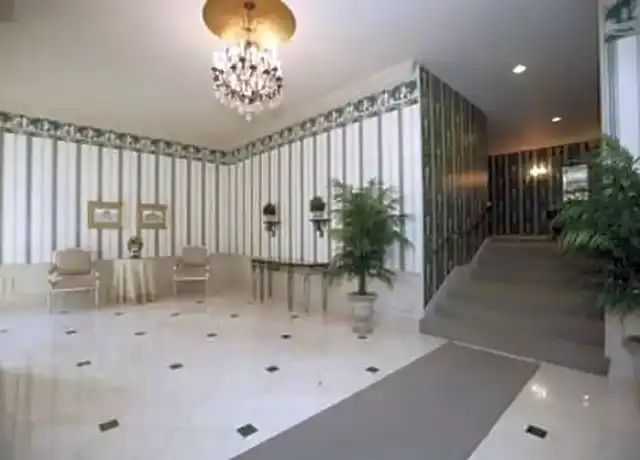 Property at 534 W Startford Pl - 534 W Stratford Pl, Chicago, IL, 60657, 1 bed, 1 bath, [object Object]