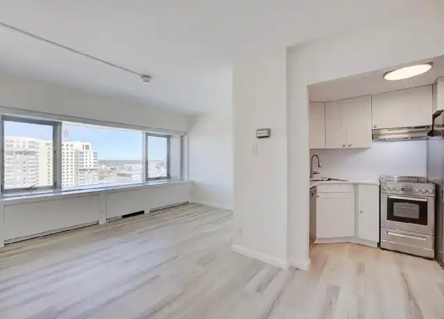 Property at 555 E William St Unit 16G, Ann Arbor, MI, 48104, 1 bed, 1 bath, [object Object]