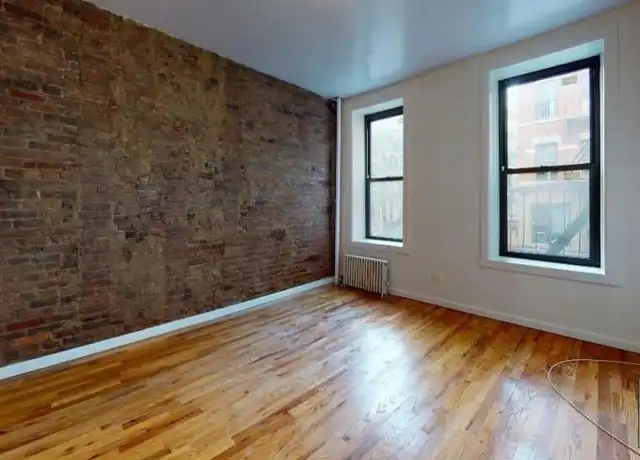 Property at 43 Clinton St, New York, NY, 10002, 3 beds, 2 baths, [object Object]