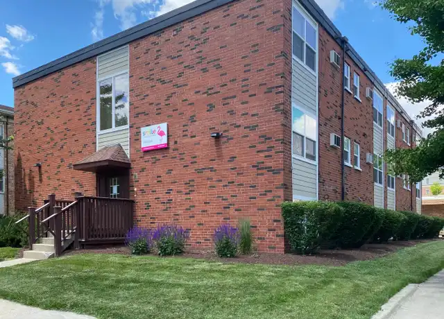 Property at 512 E Clark St, Champaign, IL, 61820, 1 bed, 1 bath, [object Object]