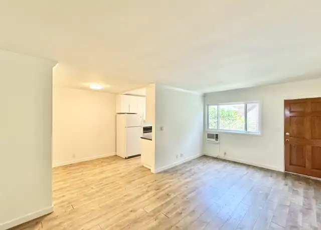 Property at 14041 Moorpark St Unit 3, Sherman Oaks, CA, 91423, 1 bed, 1 bath, [object Object]