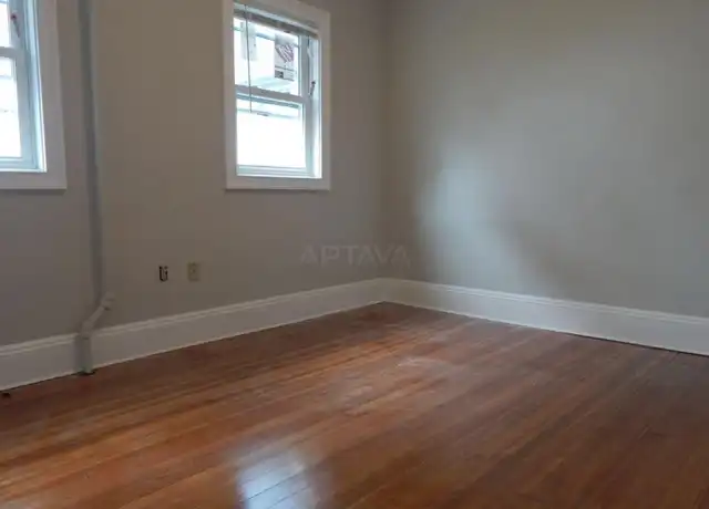 Property at 14 Winter Hill Rd, Medford, MA, 02155, 5 beds, 2 baths, [object Object]
