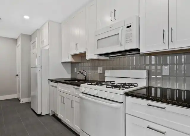 Property at 3323 13th St SE Unit 12, Washington, DC, 20032, 2 beds, 1 bath, [object Object]