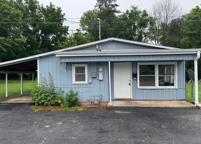 Property at 702 1/2 S West Ave, Springfield, MO, 65802, 2 beds, 1 bath, [object Object]