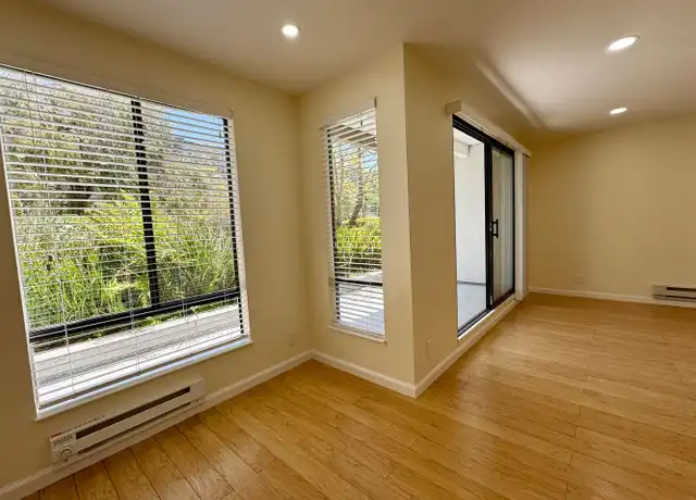 Property at 4 Admiral Dr Unit B229, Emeryville, CA, 94608, 1 bed, 1 bath, [object Object]