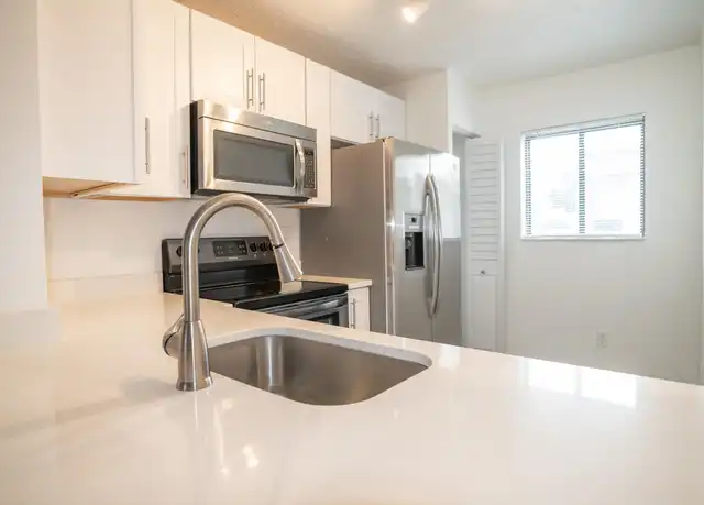 Property at 136 NW 60th Ave Unit 7-2, Margate, FL, 33063, 2 beds, 2 baths, [object Object]
