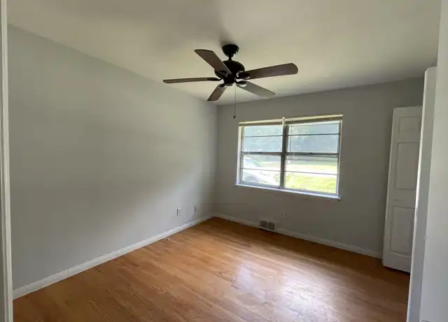 Property at 276 New Leicester Hwy, Asheville, NC, 28806, 3 beds, 2 baths, [object Object]