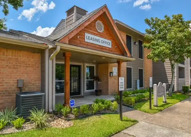 Property at Carriage House Apartments - 1803 Nederland Ave, Nederland, TX, 77627, 3 beds, 2 baths, [object Object]
