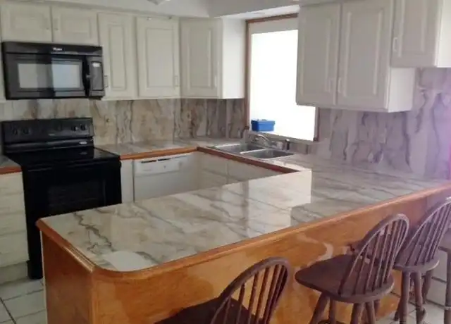 Property at 451 Marsh Ave Unit "B" Back Unit, Fort Myers, FL, 33905, 1 bed, 1 bath, [object Object]