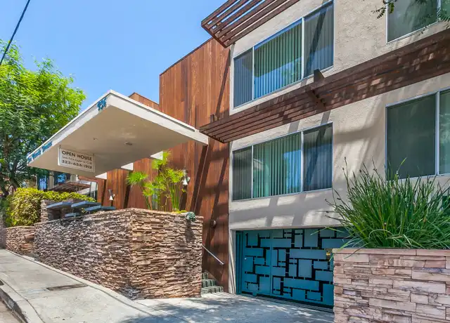 Property at 936 N San Vicente Blvd Apt 3, West Hollywood, CA, 90069, 2 beds, 2 baths, [object Object]