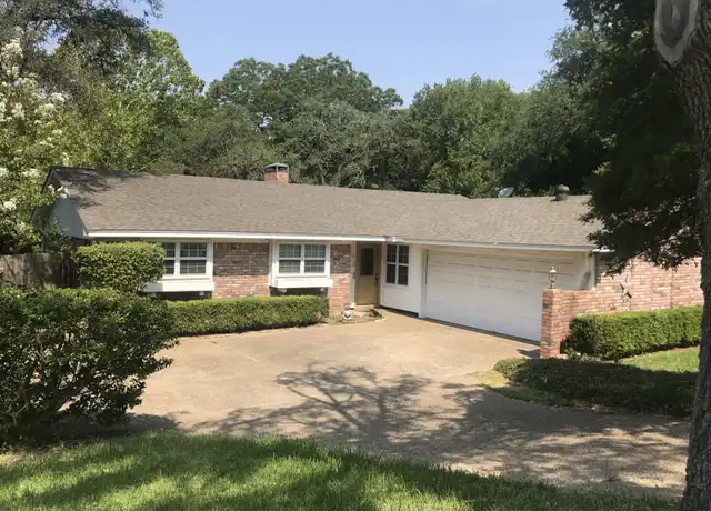 Property at 512 Fairway Rd, Woodway, TX, 76712, 3 beds, 2 baths, [object Object]