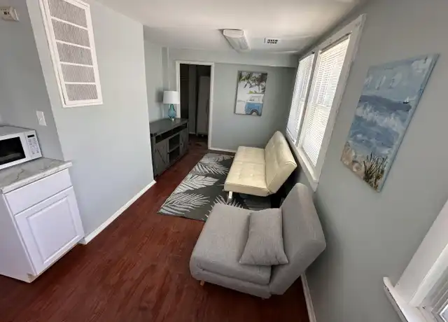 Property at 116 12th Ave Unit B, Belmar, NJ, 07719, 3 beds, 1 bath, [object Object]