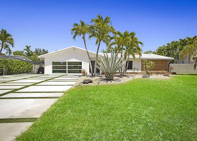Property at 400 NW 6th Ave, Boca Raton, FL, 33432, 4 beds, 3 baths, [object Object]